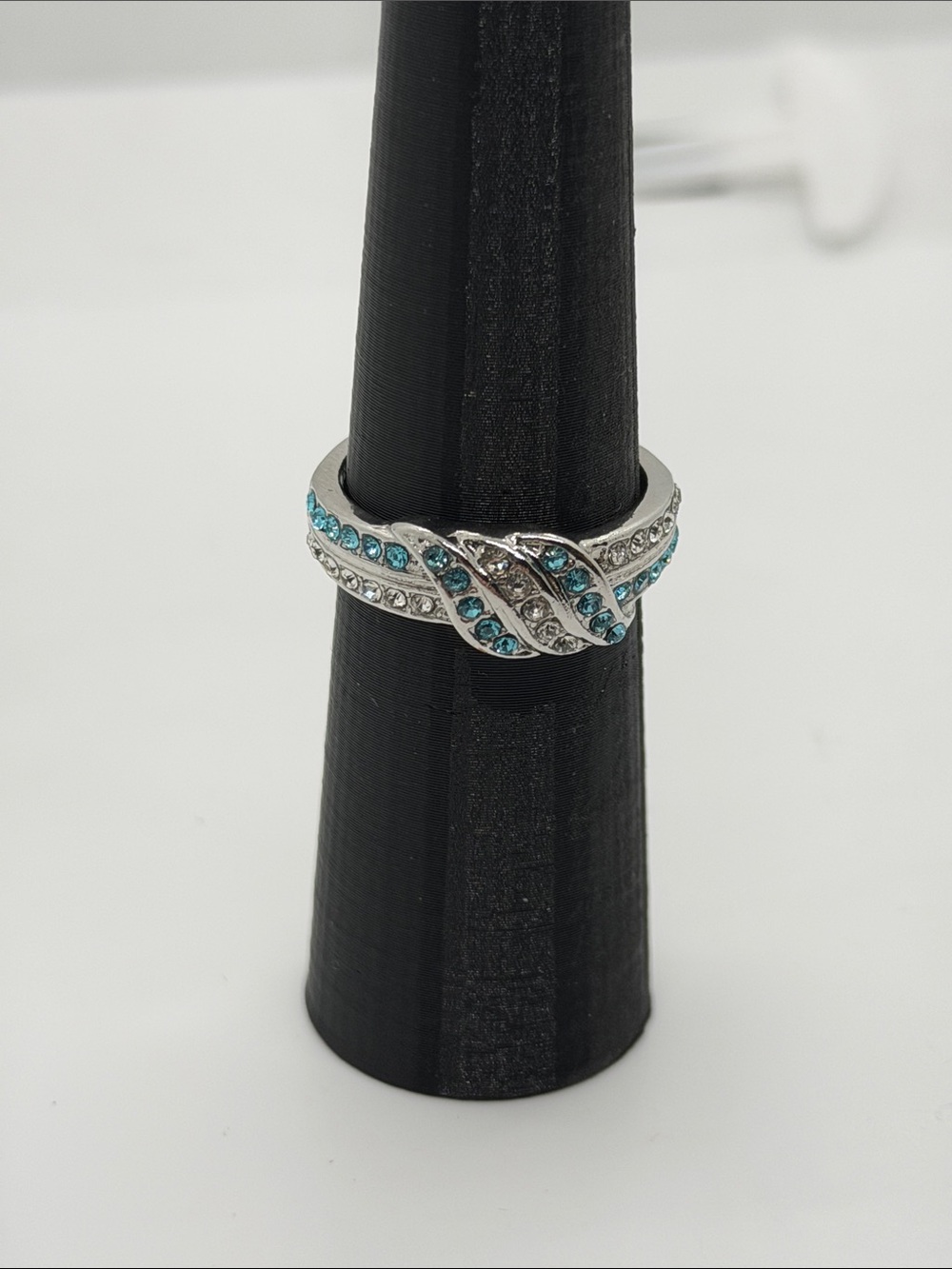 Silver-Tone Blue Crystal Twist Ring size 10